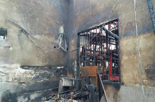 南昌一家具厂夜间起火，名士达慈善联盟爱心救助 