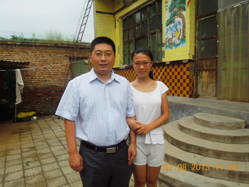 小南和王会长合影 小南和王会长合影