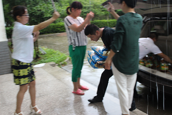 69dd715bd5.jpg IMG_3680.jpg