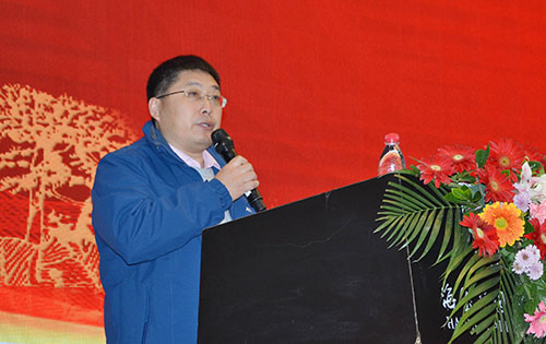 漆谷集團董事長王鵬先生致辭