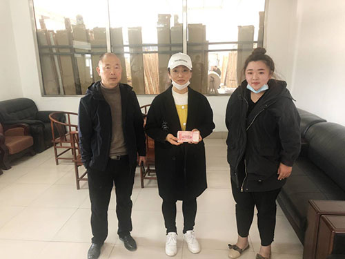 名士达慈善联盟爱心救助沈阳火灾家具厂