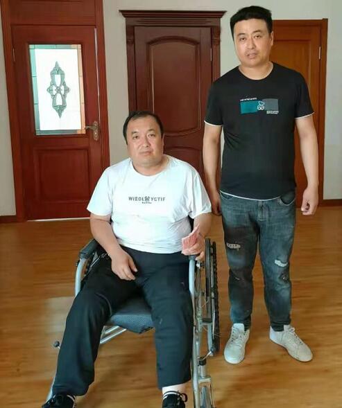 漆谷爱心汇爱心救助内蒙古木门厂受伤负责人